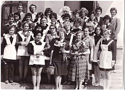 1977